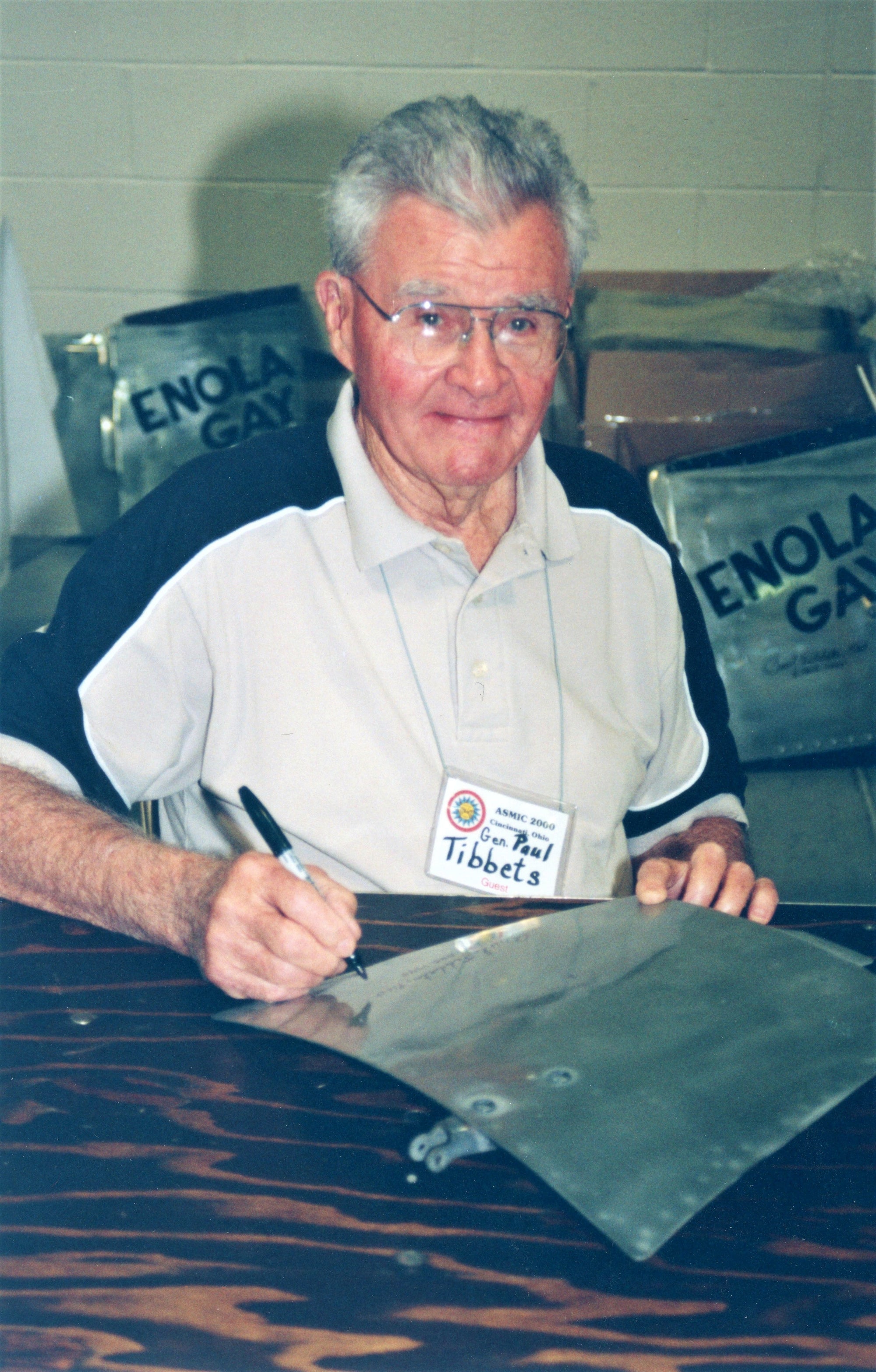 Paul Tibbets / ENOLA GAY